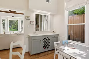 8814 Sanshire Ave, Dallas, TX 75231 - Photo 9