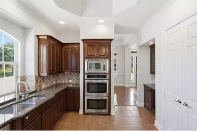 11327 Mounts Run Drive, Dallas, TX 75218 - Photo 9