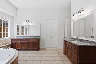 11327 Mounts Run Drive, Dallas, TX 75218 - Photo 17