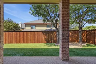 11327 Mounts Run Dr, Dallas, TX 75218 - Photo 37