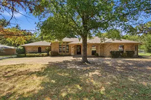 109 Clover Dr, Gun Barrel City, TX 75156 - Photo 1