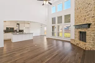 309 Lovett Ln, Burleson, TX 76028 - Photo 5