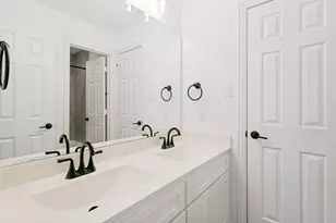 309 Lovett Ln, Burleson, TX 76028 - Photo 19