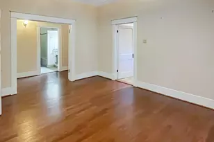 918 E Franklin St, Hillsboro, TX 76645 - Photo 3