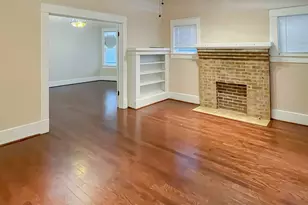 918 E Franklin St, Hillsboro, TX 76645 - Photo 3