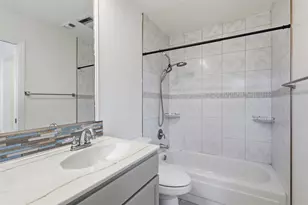 2400 York Minster Ct, Arlington, TX 76006 - Photo 17