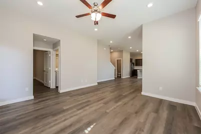 725 Painted Loon Drive, Arlington, TX 76005 - Photo 9