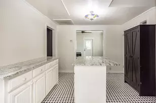 610 S Lee St, Valley View, TX 76272 - Photo 15