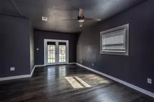 610 S Lee St, Valley View, TX 76272 - Photo 19