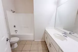 8526 Vista Grande Dr, Dallas, TX 75249 - Photo 15