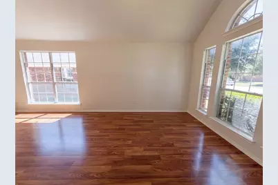 8526 Vista Grande Drive, Dallas, TX 75249 - Photo 9