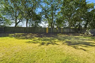 508 E Oak St, Aledo, TX 76008 - Photo 33
