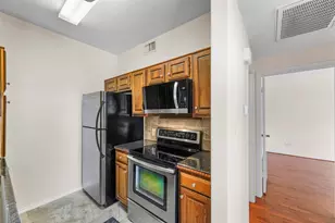 5619 Preston Oaks Rd, Dallas, TX 75254 - Photo 9