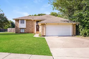 6476 Sudbury Way, North Richland Hills, TX 76182 - Photo 1