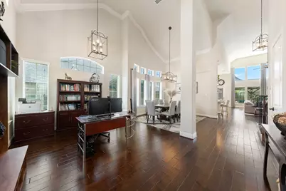 8621 Vatican Drive, McKinney, TX 75071 - Photo 3
