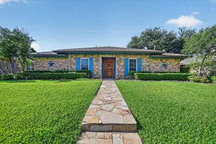 2516 Lawnview Dr, Carrollton, TX 75006 - Photo 1