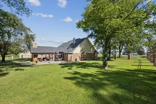 101 Beacon Ct, Mabank, TX 75143 - Photo 27