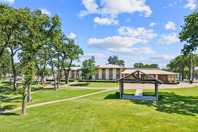 101 Beacon Court, Mabank, TX 75143 - Photo 29