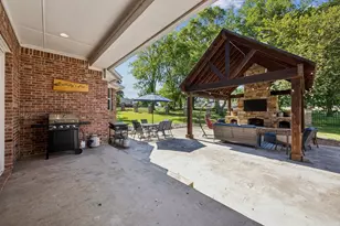 101 Beacon Ct, Mabank, TX 75143 - Photo 21