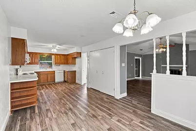 809 S Atkerson Lane, Euless, TX 76040 - Photo 11