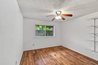809 S Atkerson Lane, Euless, TX 76040 - Photo 23