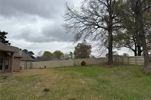 120 Burton St, Longview, TX 75603 - Photo 33
