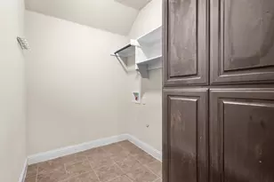 913 Abbey Ln, Midlothian, TX 76065 - Photo 9