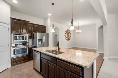 913 Abbey Lane, Midlothian, TX 76065 - Photo 3