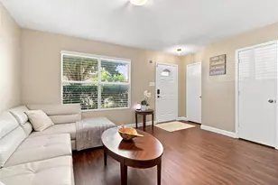 4917 Trail Hollow Dr, Fort Worth, TX 76244 - Photo 5