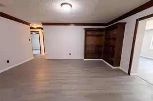 4017 Ambassador Way, Balch Springs, TX 75180 - Photo 7