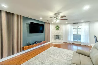 1011 Whippoorwill Court, Arlington, TX 76014 - Photo 3
