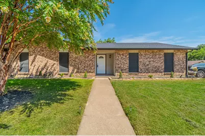 1011 Whippoorwill Court, Arlington, TX 76014 - Photo 1