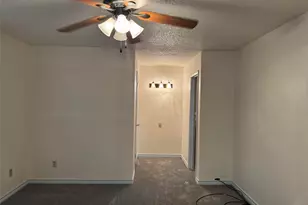 1233 Kathryn St, Hurst, TX 76053 - Photo 11