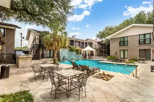 10205 Regal Oaks Dr, Dallas, TX 75230 - Photo 23