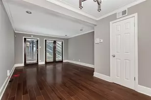 10205 Regal Oaks Dr, Dallas, TX 75230 - Photo 5