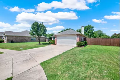 523 Robinwood Road, Wylie, TX 75098 - Photo 1