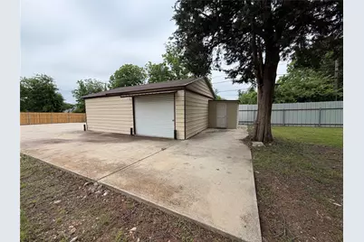1264 E Maddox Avenue, Fort Worth, TX 76104 - Photo 5