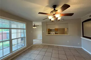 358 Valley Park Dr, Garland, TX 75043 - Photo 3