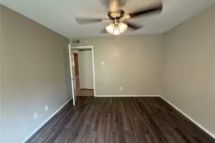 358 Valley Park Dr, Garland, TX 75043 - Photo 25