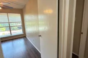 358 Valley Park Dr, Garland, TX 75043 - Photo 23
