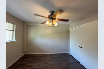 358 Valley Park Drive, Garland, TX 75043 - Photo 19