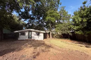 923 S Lindsay St, Gainesville, TX 76240 - Photo 19