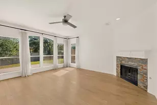4304 Harpers Ferry Dr, Grand Prairie, TX 75052 - Photo 11