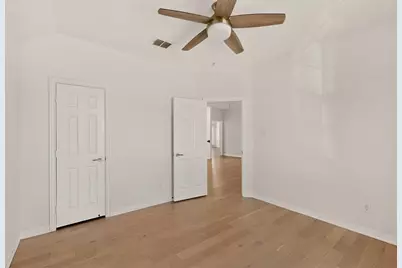 4304 Harpers Ferry Drive, Grand Prairie, TX 75052 - Photo 19
