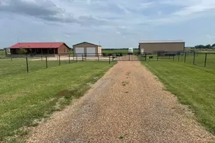 2290 Brooks Ln, Sadler, TX 76264 - Photo 3