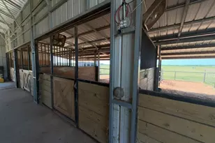 2290 Brooks Ln, Sadler, TX 76264 - Photo 35