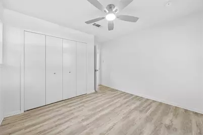5748 Wimbleton Way, Fort Worth, TX 76133 - Photo 7