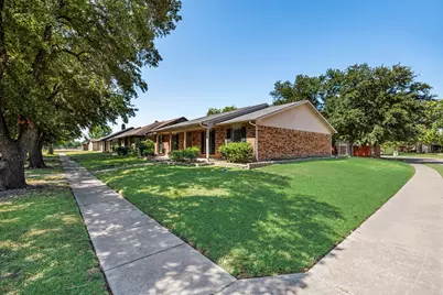 6117 Scenic Drive, Rowlett, TX 75088 - Photo 3