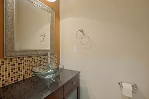 5996 Clearwater Dr, The Colony, TX 75056 - Photo 9