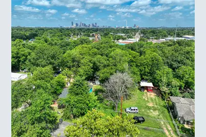 3907 Agnes Street, Dallas, TX 75210 - Photo 3